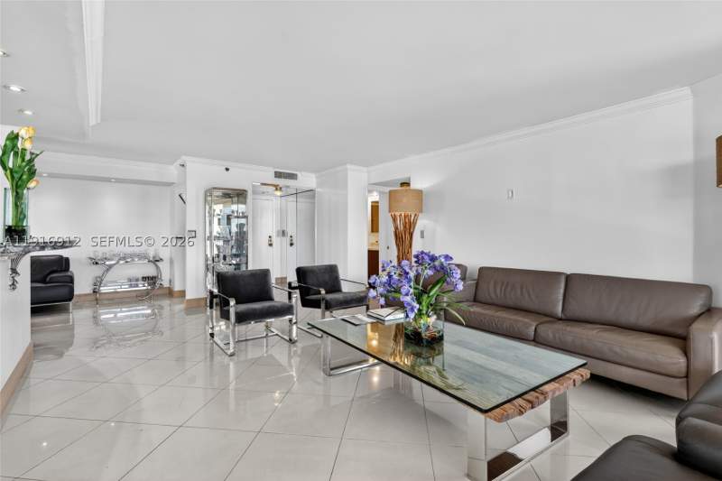 2 bedroom Condominium at 4000 Towerside Ter 1612, The Towers Of Quayside Co, Miami — photo 3