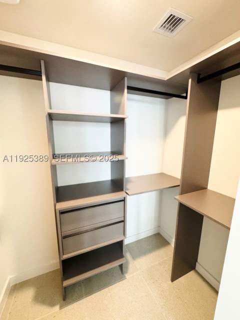 11 NE 6th 2813, Miami FL - photo 21 of 25
