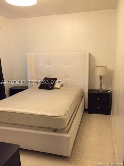 1 bedroom Condominium at 842 Meridian Ave 1B, The Patricia Condo, Miami Beach — photo 2