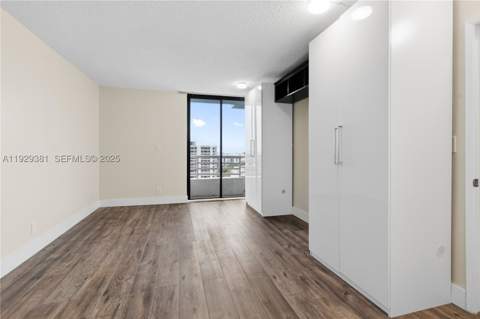 3300 NE 192nd St Lp06, Aventura FL - photo 12 of 32