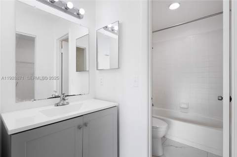 6580 W 27th Ct 58-21, Hialeah FL - photo 14 of 26