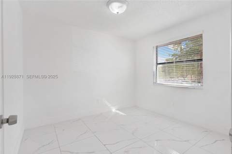 6580 W 27th Ct 58-21, Hialeah FL - photo 19 of 26