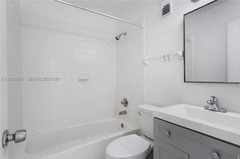 6580 W 27th Ct 58-21, Hialeah FL - photo 21 of 26
