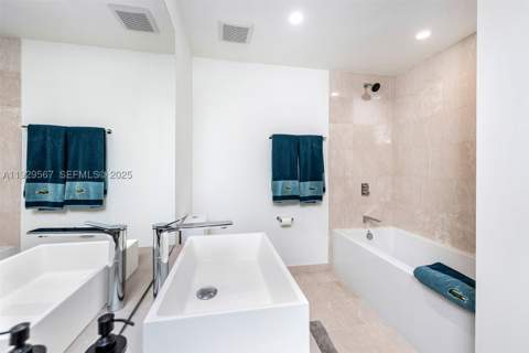 1000 Brickell Plz 4005, Miami FL - photo 14 of 33