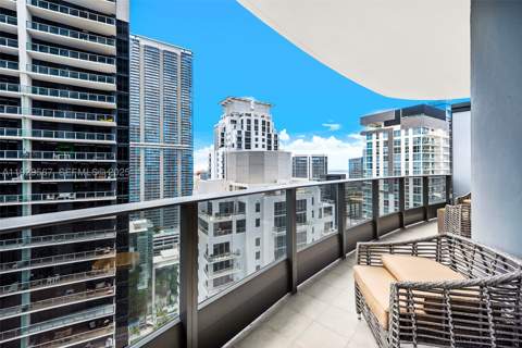 1000 Brickell Plz 4005, Miami FL - photo 16 of 33