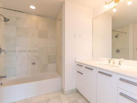 1050 Brickell Ave 606, Miami FL - photo 18 of 41