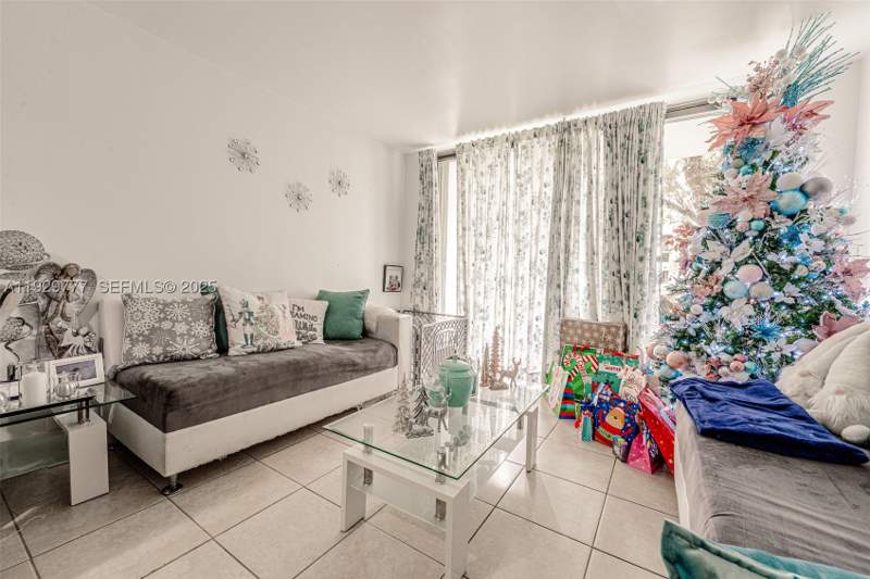 2 bedroom Condominium at 8006 SW 149th Ave D109, Pepermill Kendale Lakes, Miami — photo 3