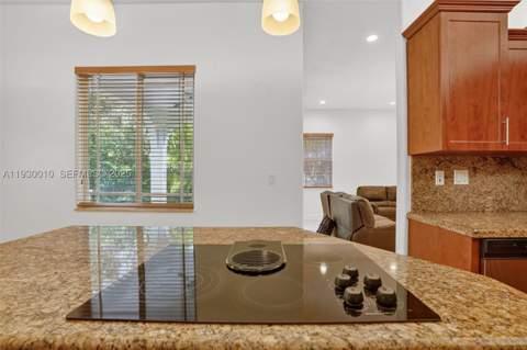 2913 SW 13th St, Miami FL - photo 16 of 56