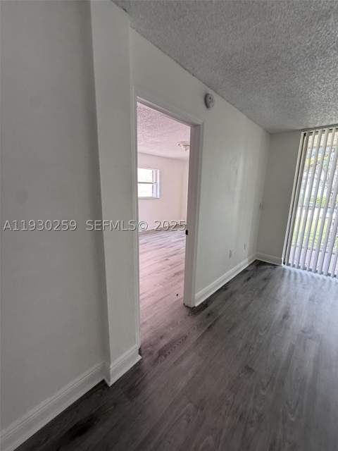 19729 SW 114th Ave 251, Miami FL - photo 7 of 10