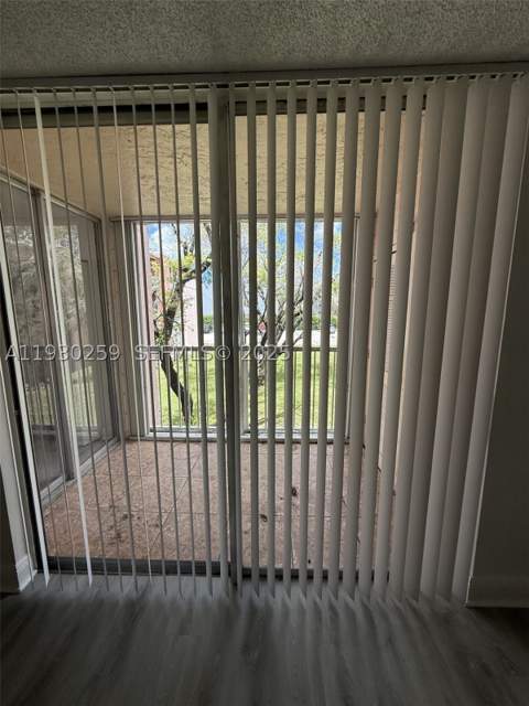 19729 SW 114th Ave 251, Miami FL - photo 9 of 10