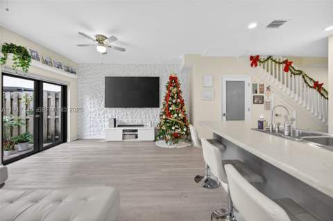 11527 SW 248th Ln, Homestead FL - photo 13 of 44
