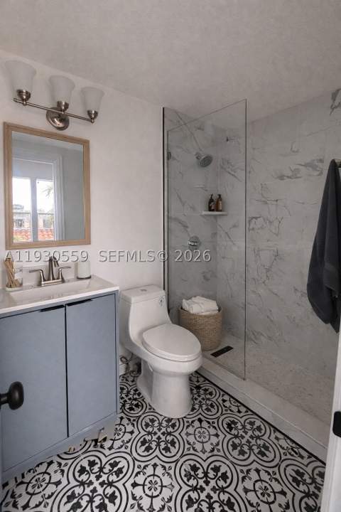 1027 Pennsylvania Ave 302, Miami Beach FL - photo 15 of 19