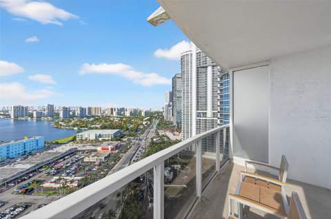18001 Collins Ave 2101, Sunny Isles Beach FL - photo 7 of 35