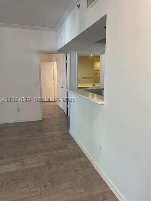 3105 NE 184th St 7202, Aventura FL - photo 10 of 21