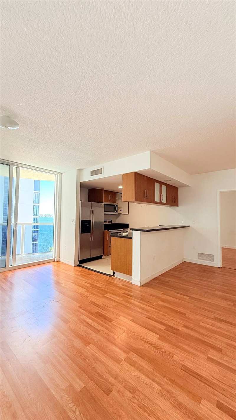 3 bedroom Condominium at 601 NE 23rd Street 902, 23 Biscayne Bay, Miami — photo 1