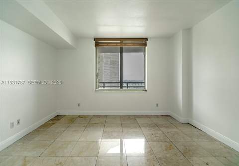 335 S Biscayne Blvd 2710, Miami FL - photo 13 of 63