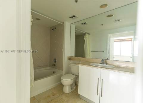335 S Biscayne Blvd 2710, Miami FL - photo 17 of 63