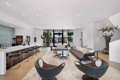 6411 Allison Rd, Miami Beach FL - photo 10 of 51