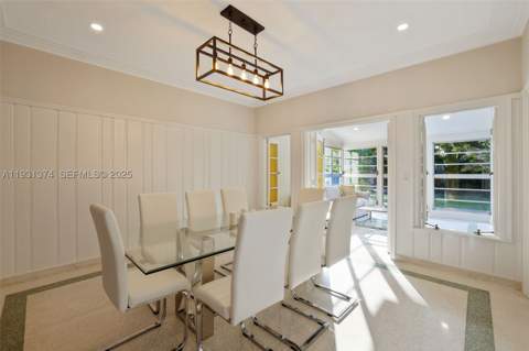 3760 Royal Palm Ave, Miami Beach FL - photo 13 of 47