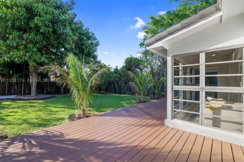 3760 Royal Palm Ave, Miami Beach FL - photo 20 of 47