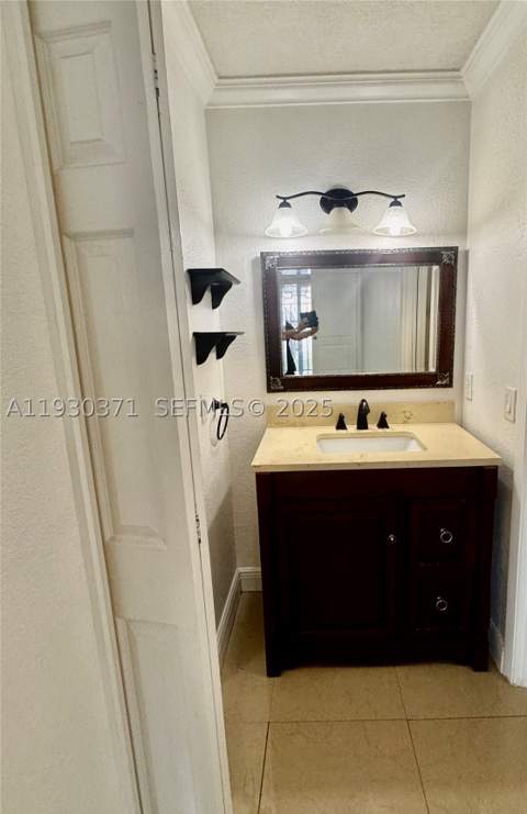 6455 W 27th Ave 44-13, Hialeah FL - photo 21 of 27