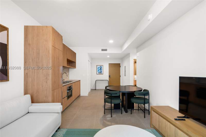 1 bedroom Condominium at 11 NE 6th St 2005, The Crosby, Miami — photo 4