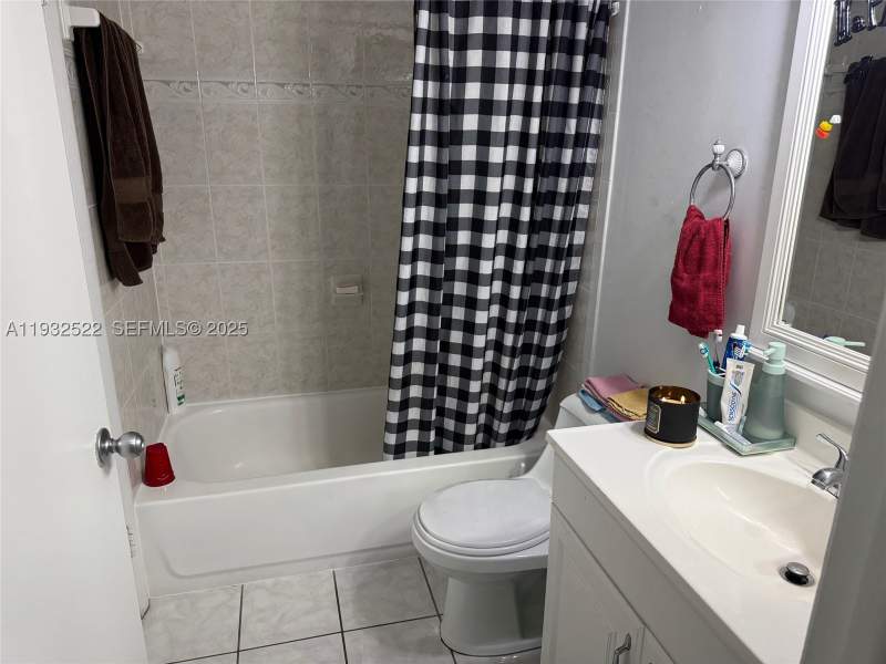 2 bedroom Condominium at 11800 SW 18th St 126-4, International Park Condo, Miami — photo 2