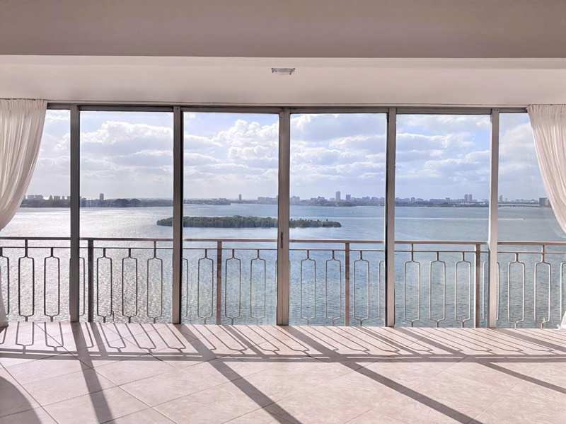 2 bedroom Condominium at 11111 Biscayne Boulevard 1901, Jockey Club, Miami — photo 1