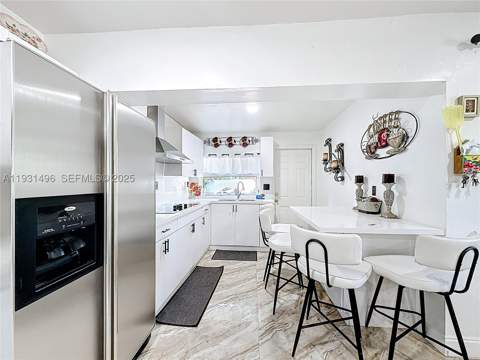1860 NW 127th St, Miami FL - photo 13 of 48