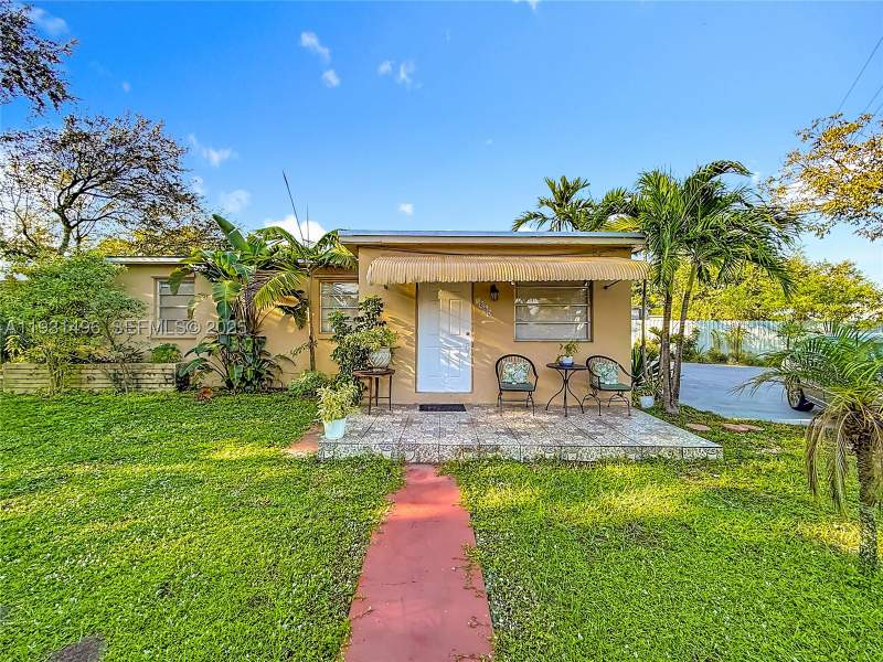3 bedroom SingleFamilyResidence at 1860 NW 127th St, Randall Park, Miami — photo 5