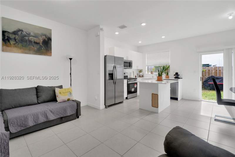 3 bedroom Townhouse at 16266 SW 291st St, Cedar Pointe, Homestead — photo 3