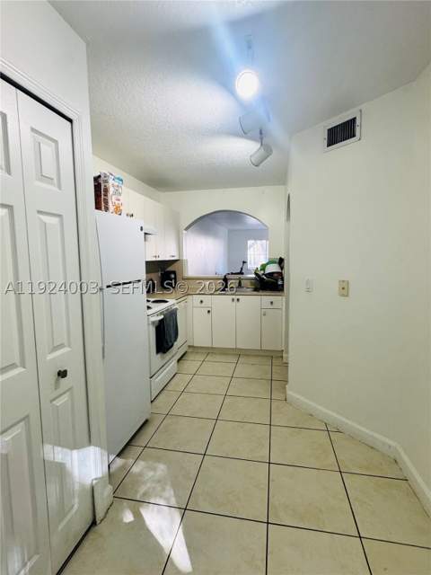1260 SE 31st Ct 105-34, Homestead FL - photo 14 of 32