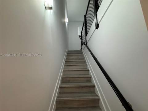 10461 NW 82nd St 6, Doral FL - photo 9 of 19