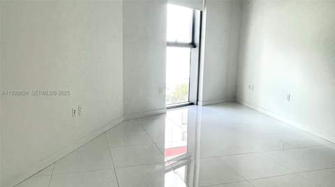 851 NE 1st Ave 412, Miami FL - photo 11 of 70