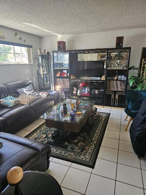 17601 SW 108th Ct, Miami FL - photo 11 of 13
