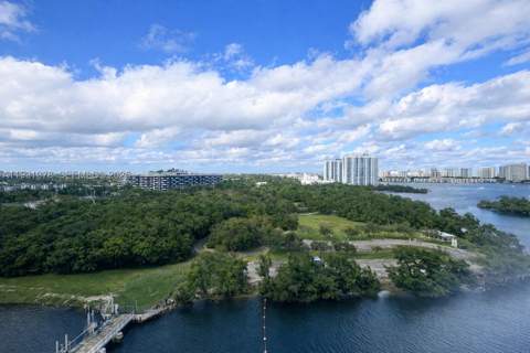 16385 Biscayne Blvd 1102, North Miami Beach FL - photo 6 of 22