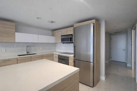 16385 Biscayne Blvd 1102, North Miami Beach FL - photo 8 of 22