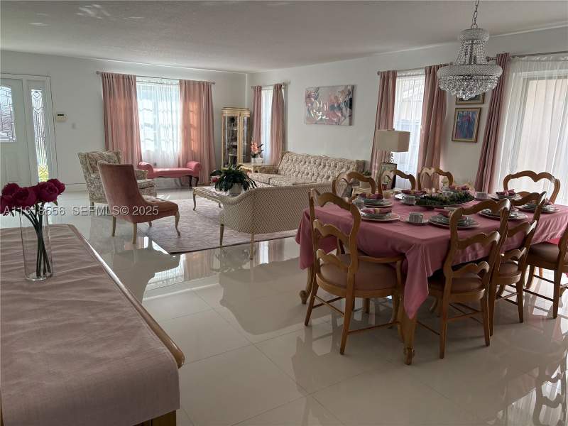 4 bedroom SingleFamilyResidence at 7809 NW 192nd St, Country Lake Park 1st Add, Hialeah — photo 4