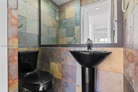 1925 Calais Drive 6, Miami Beach FL - photo 23 of 35
