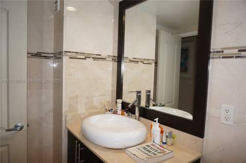 19390 Collins Ave Ph-26, Sunny Isles Beach FL - photo 23 of 38