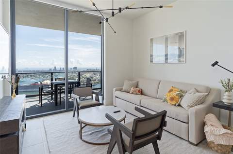 159 NE 6th St 5015, Miami FL - photo 10 of 59