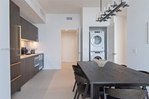 159 NE 6th St 5015, Miami FL - photo 13 of 59