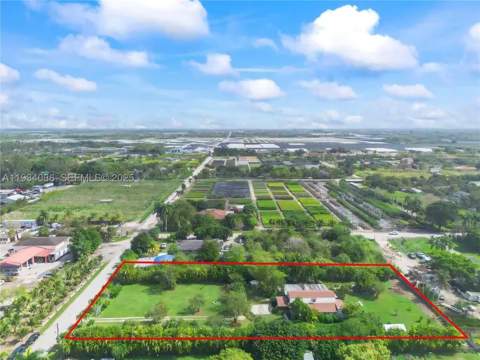 19810 SW 200th St, Miami FL - photo 12 of 71