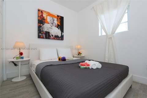 811 Jefferson Ave 105, Miami Beach FL - photo 6 of 11