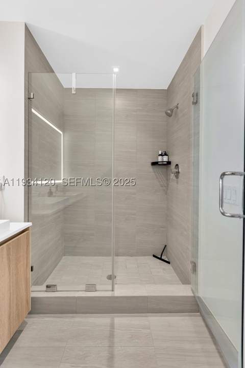 2960 NE 207 St 810, Aventura FL - photo 12 of 46