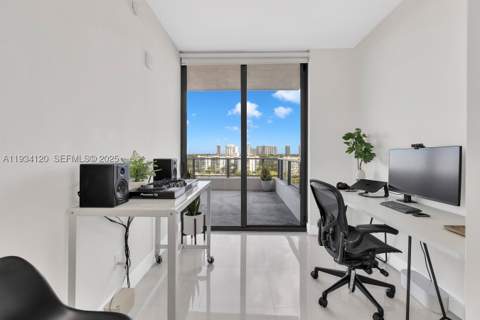 2960 NE 207 St 810, Aventura FL - photo 14 of 46
