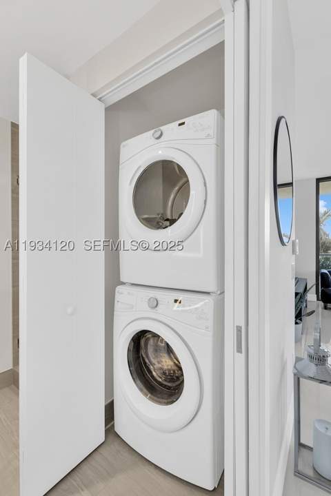 2960 NE 207 St 810, Aventura FL - photo 15 of 46