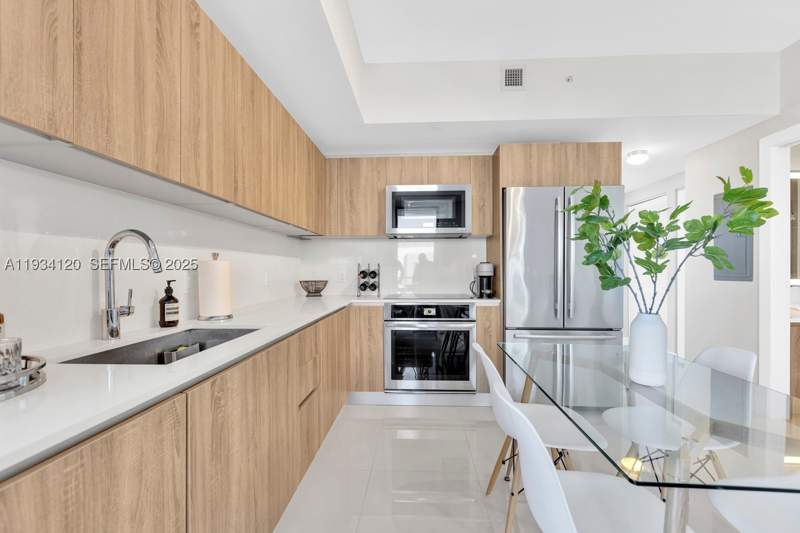 1 bedroom Condominium at 2960 NE 207 St 810, Aventura Park Square, Aventura — photo 4