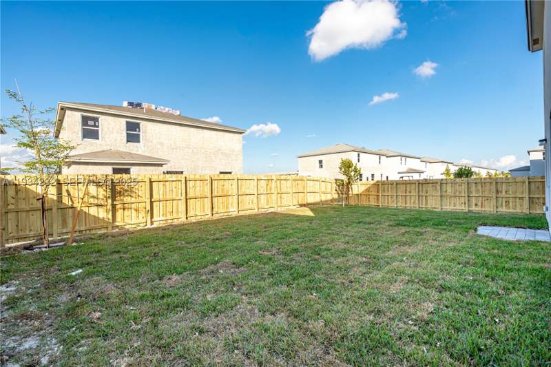 5 bedroom SingleFamilyResidence at 19507 SW 339 Ter, Acacia Estates, Homestead — photo 5
