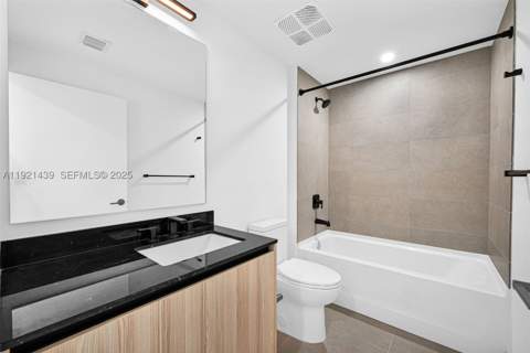 225 N Miami Avenue 901, Miami FL - photo 21 of 53
